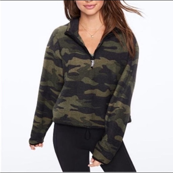 PINK Victoria's Secret Tops - PINK Victoria’s Secret Cropped Fleece Pullover Camo Size Small
